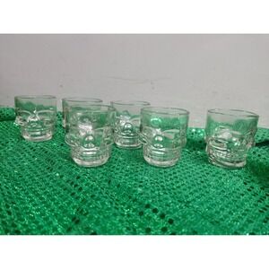 Glass‎ Skull Decanter Set - Including Six Skull Shot Glasses